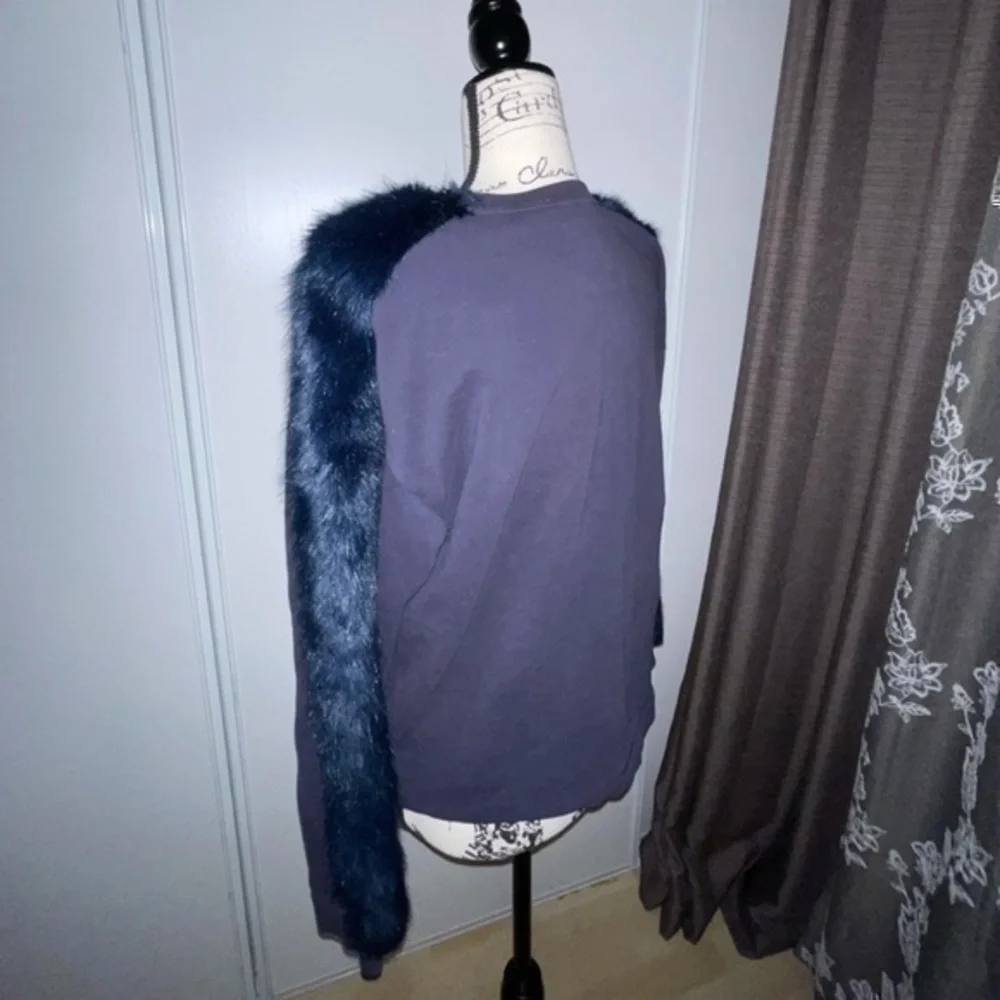 ZARA Plush Sweatshirt pullover faux fur sleeves navy blue S Gently Preloved - Picture 7 of 11